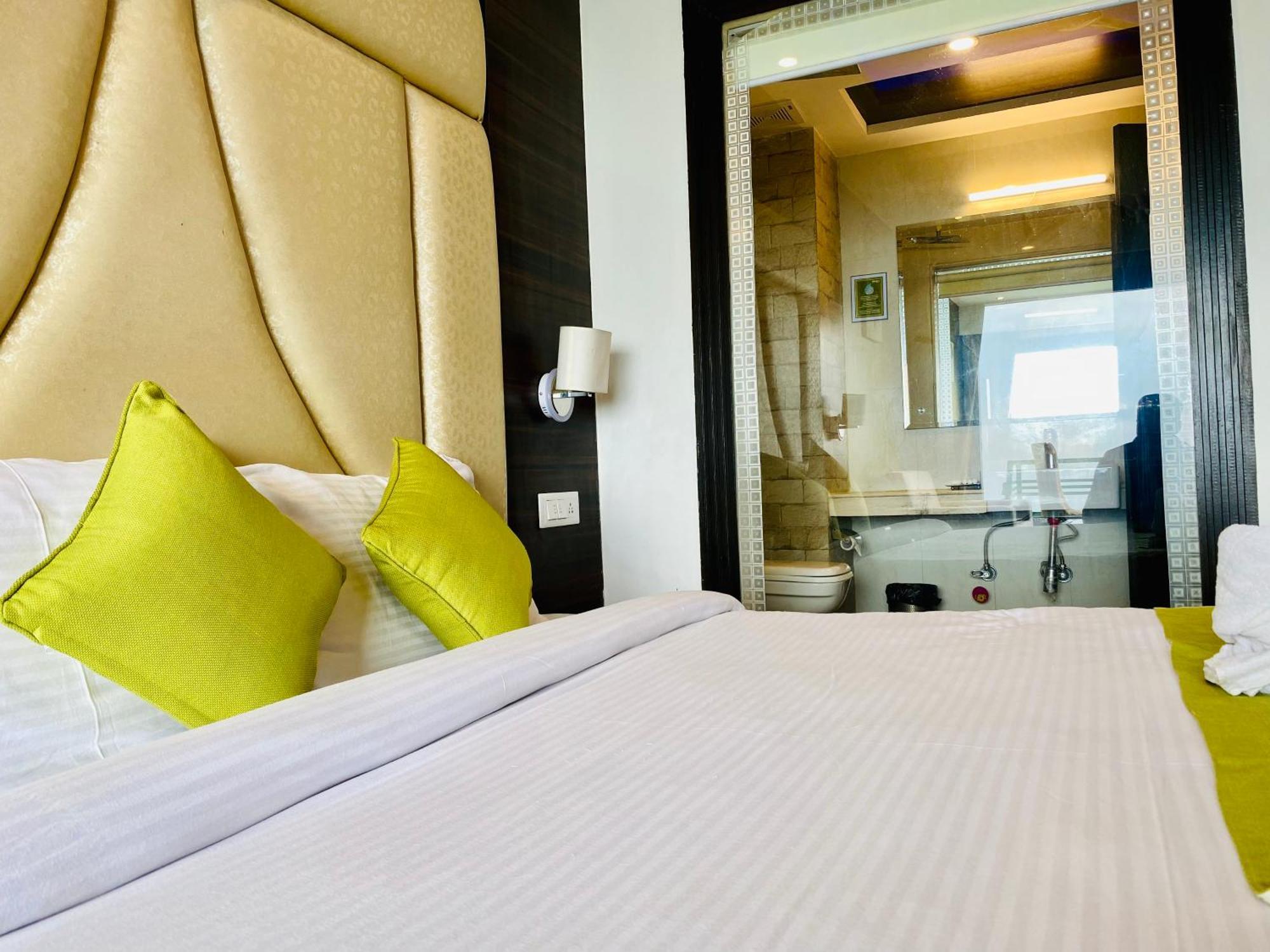 שימלה Royal Green Mashobra - Mountain And Valley View Rooms מראה חיצוני תמונה